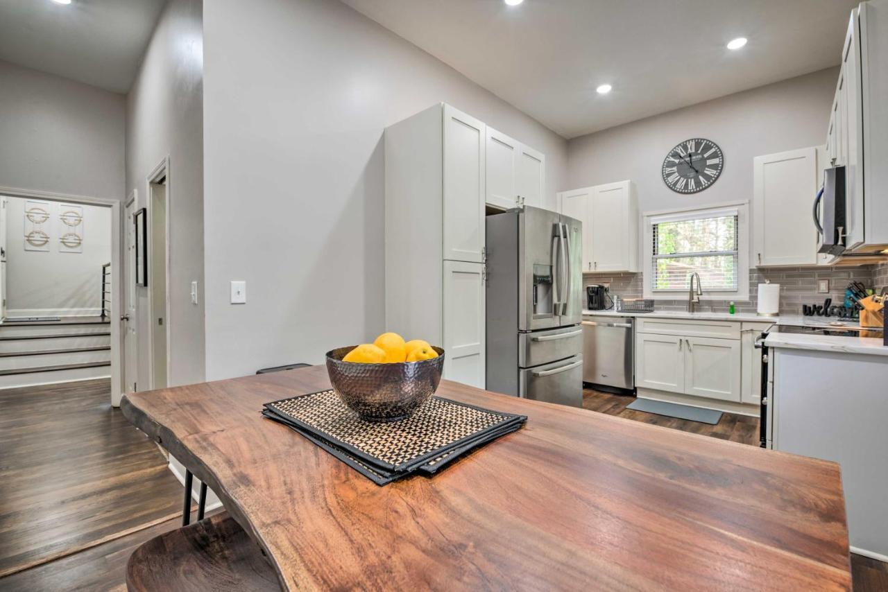 Atlanta Retreat With Deck In Greenbriar Area! מראה חיצוני תמונה