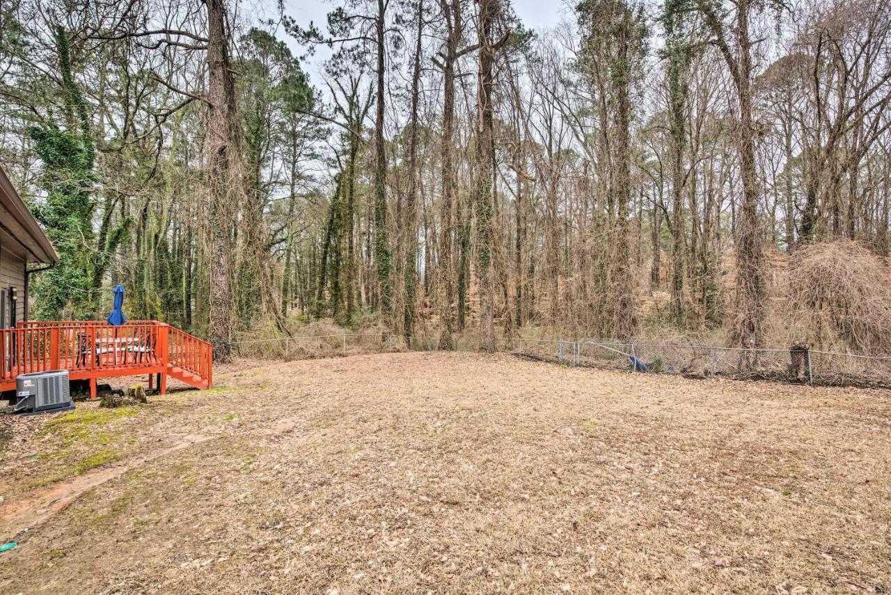 Atlanta Retreat With Deck In Greenbriar Area! מראה חיצוני תמונה